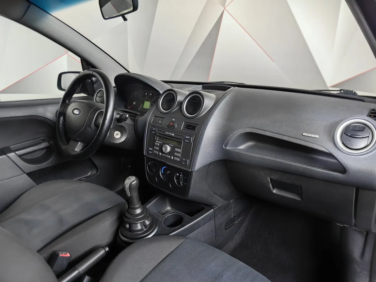 Ford Fiesta 1.4 Durashift EST (79 л.с.) Comfort Черный в АВИЛОН. Слайд №10