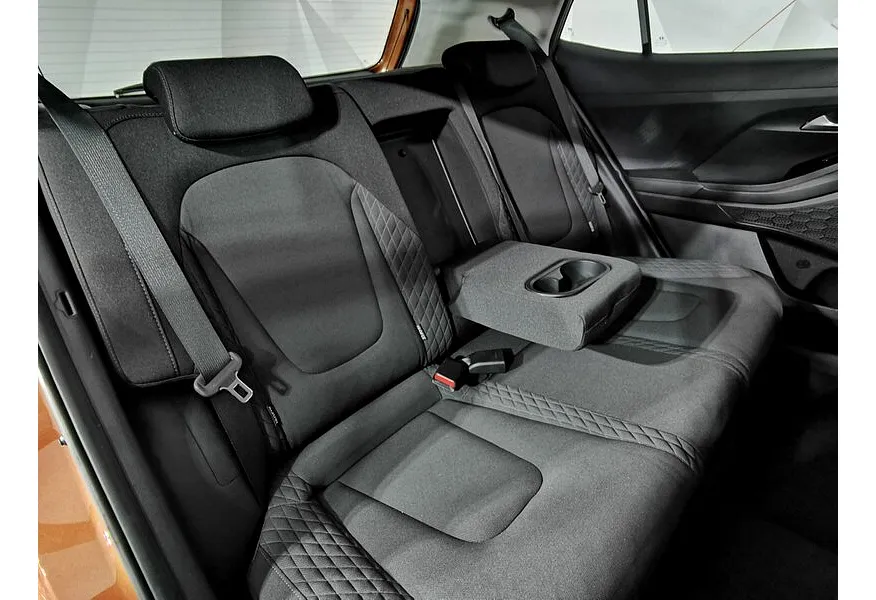 Hyundai Creta 2.0 AT 2WD (149 л.с.) Lifestyle + Winter Оранжевый в АВИЛОН. Слайд №14