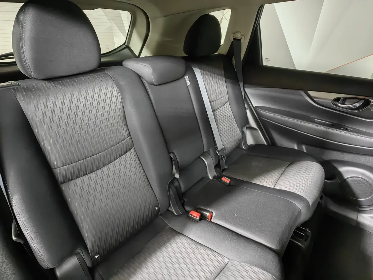 Nissan X-Trail 2.0 CVT AWD (144 л.с.) Черный в АВИЛОН. Слайд №16