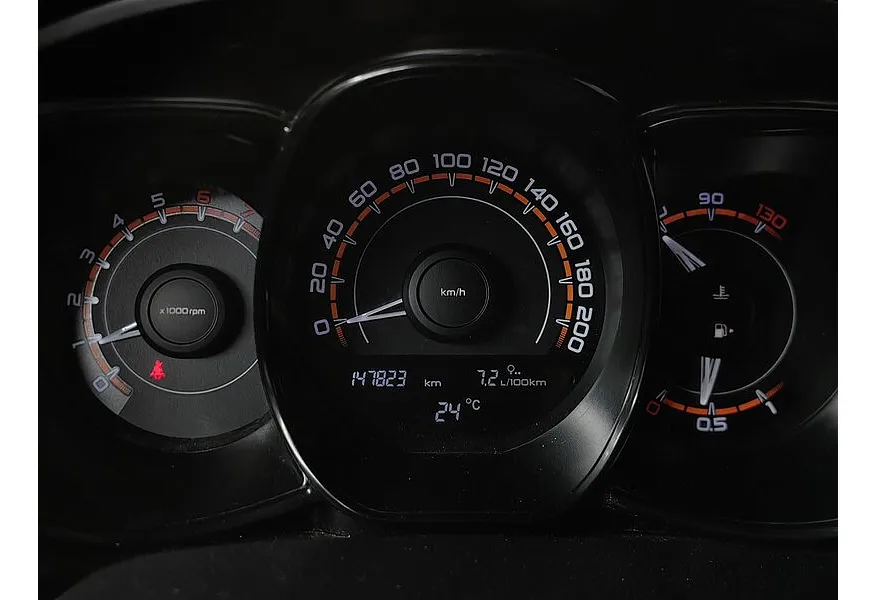 LIVE. Слайд №21