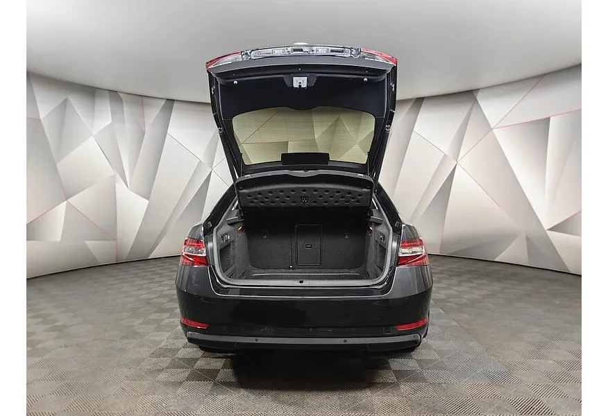 Skoda Superb 1.8 TSI DSG (180 л.с.) Черный в АВИЛОН. Слайд №12