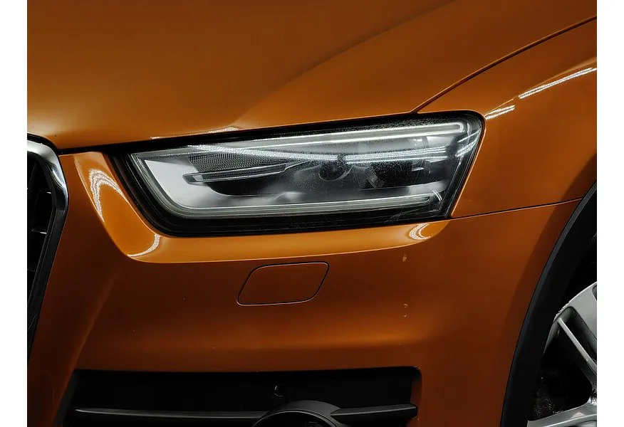 Audi Q3 2.0 TFSI quattro S tronic (211 л.с.) Оранжевый в АВИЛОН. Слайд №10