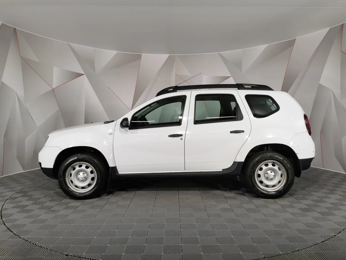 Renault Duster 2.0 AT 4x4 (143 л.с.) Luxe Privilege Белый в АВИЛОН. Слайд №5