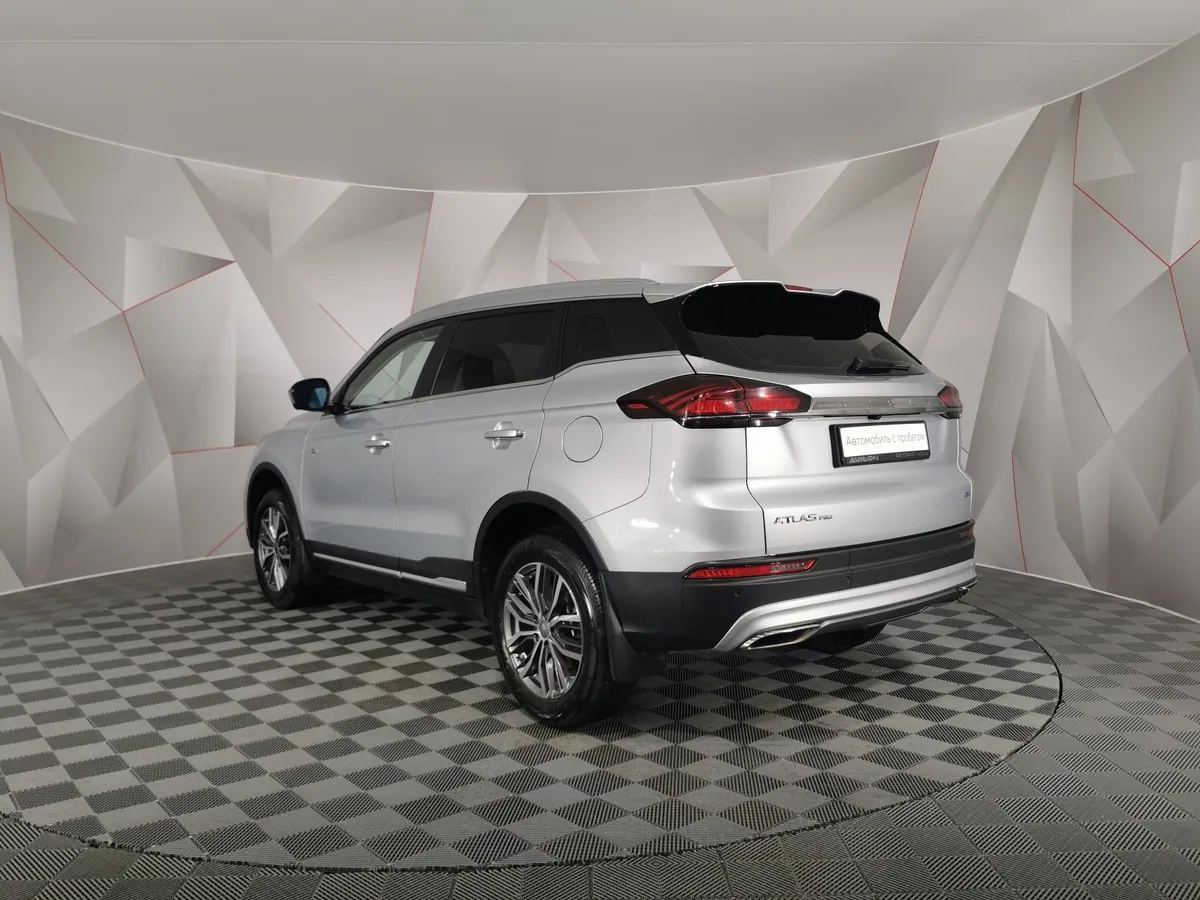 Geely Atlas Pro 1.5T 7DCT AWD (177 л.с.) Flagship+ Серый в АВИЛОН. Слайд №4