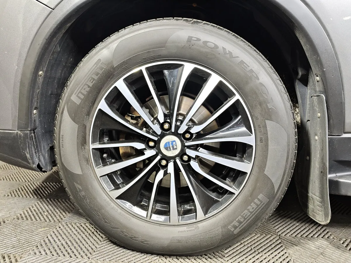 Nissan X-Trail 2.0 CVT AWD (144 л.с.) Серый в АВИЛОН. Слайд №9