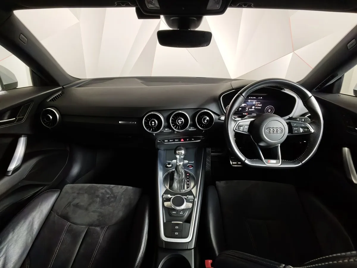 Audi TT 1.8 TFSI S tronic (180 л.с.) Белый в АВИЛОН. Слайд №14