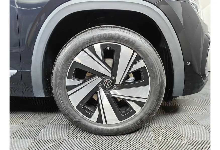 АВИЛОН - Volkswagen Teramont X 2.0 7DSG AWD (220 л.с.) Черный - slide 16