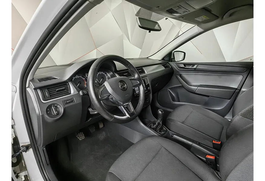 АВИЛОН - Skoda Rapid 1.6 MT (90 л.с.) Белый - slide 12