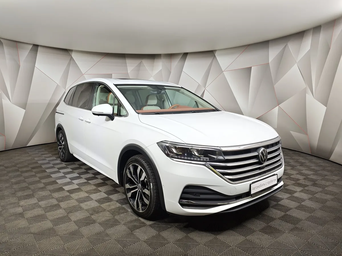 Volkswagen Viloran 380 TSI 2.0 AMT (220 л.с.) Premium Edition Белый в АВИЛОН. Слайд №3
