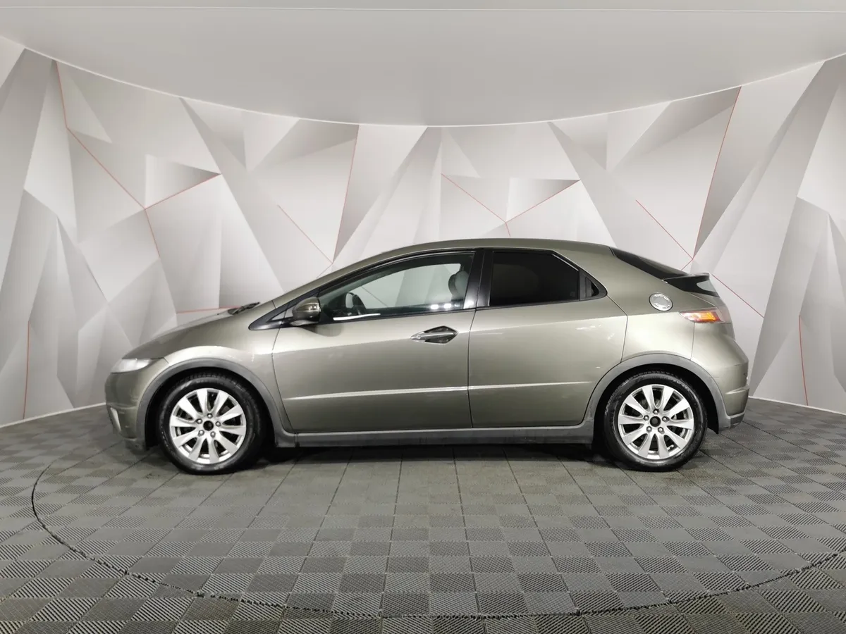 Honda Civic 1.8 I-SHIFT (140 л.с.) Серый в АВИЛОН. Слайд №5