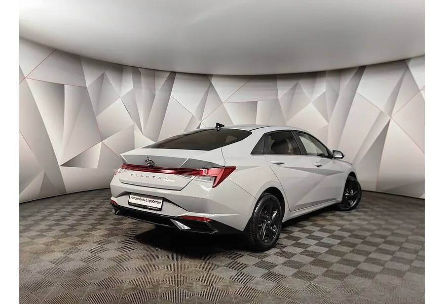 Hyundai Elantra 1.6 AT (128 л.с.) Elegance + Smart Sense Серый в АВИЛОН. Слайд №2