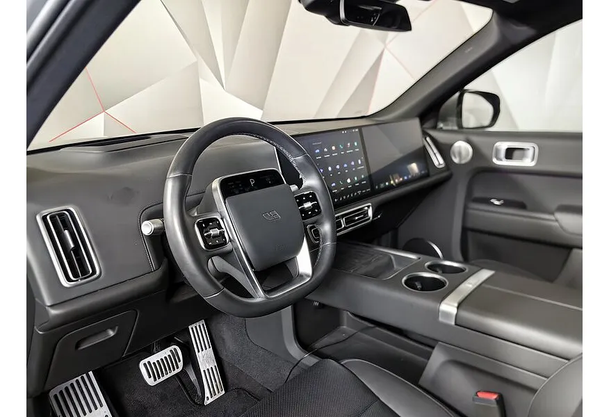 Li Auto L9 1.5 AT 4WD (449 л.с.) Ultra Серый в АВИЛОН. Слайд №19