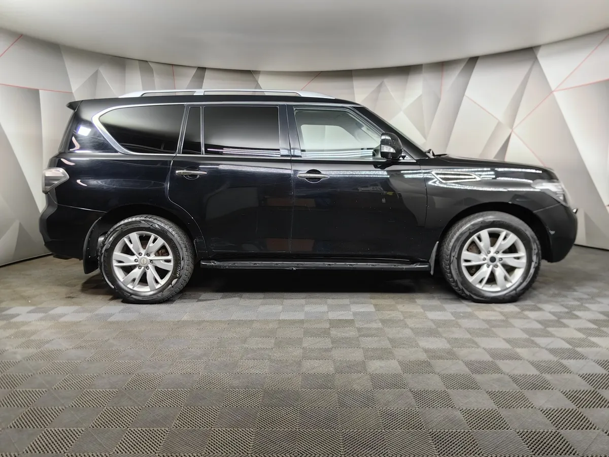 Nissan Patrol 5.6 AT 4WD (405 л.с.) Черный в АВИЛОН. Слайд №6