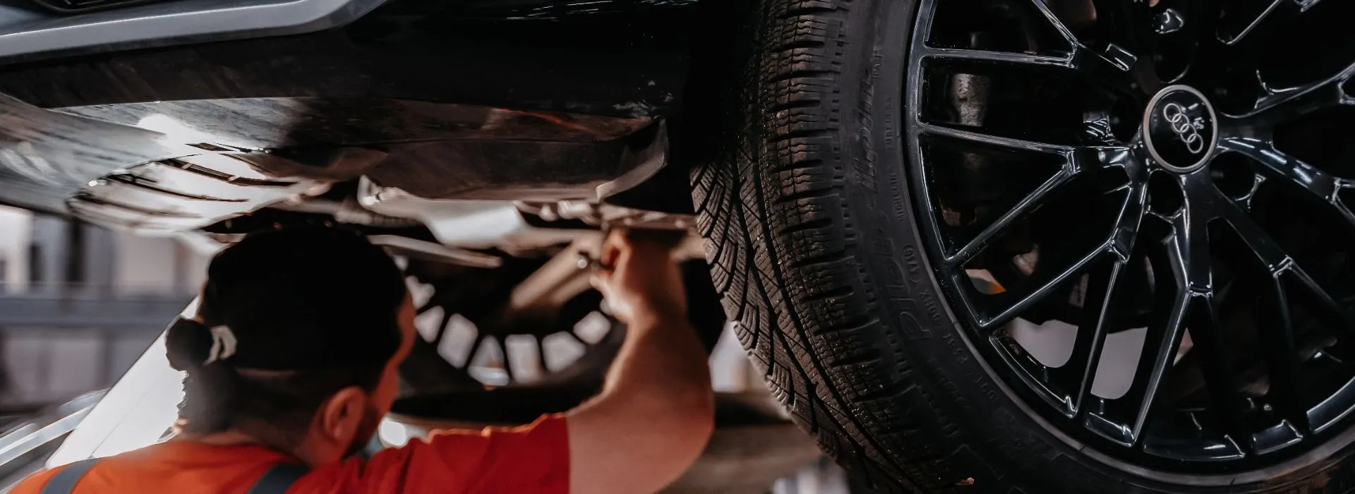 Экспресс-сервис Audi за 60 минут.