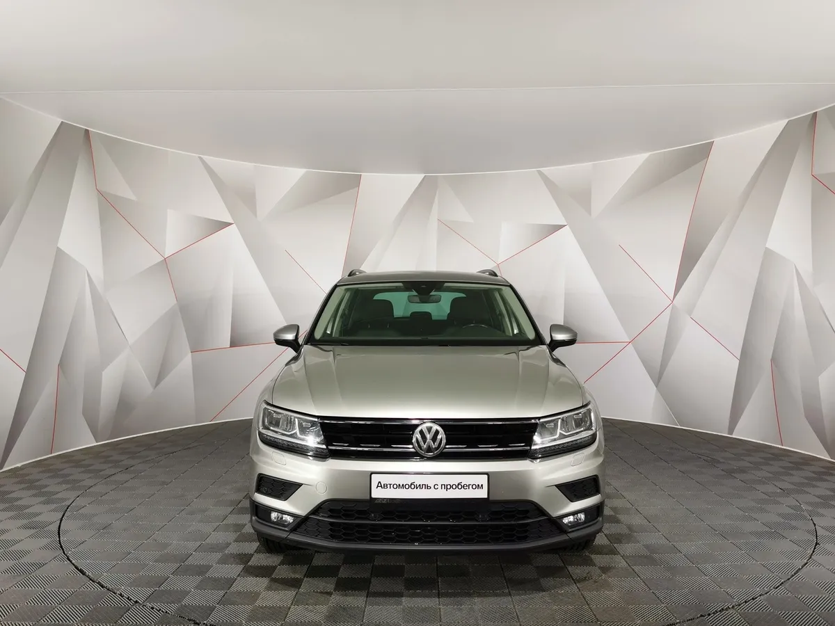 Volkswagen Tiguan 1.4 TSI BlueMotion DSG (150 л.с.) Comfortline Серый в АВИЛОН. Слайд №7