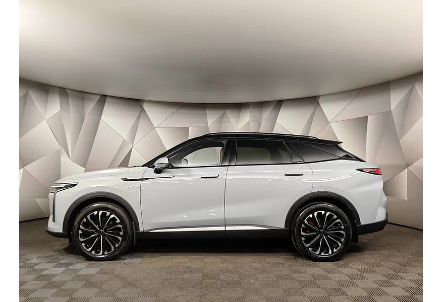 EXEED RX 2.0T DCT 4WD (249 л.с.) Platinum Серый в АВИЛОН. Слайд №5