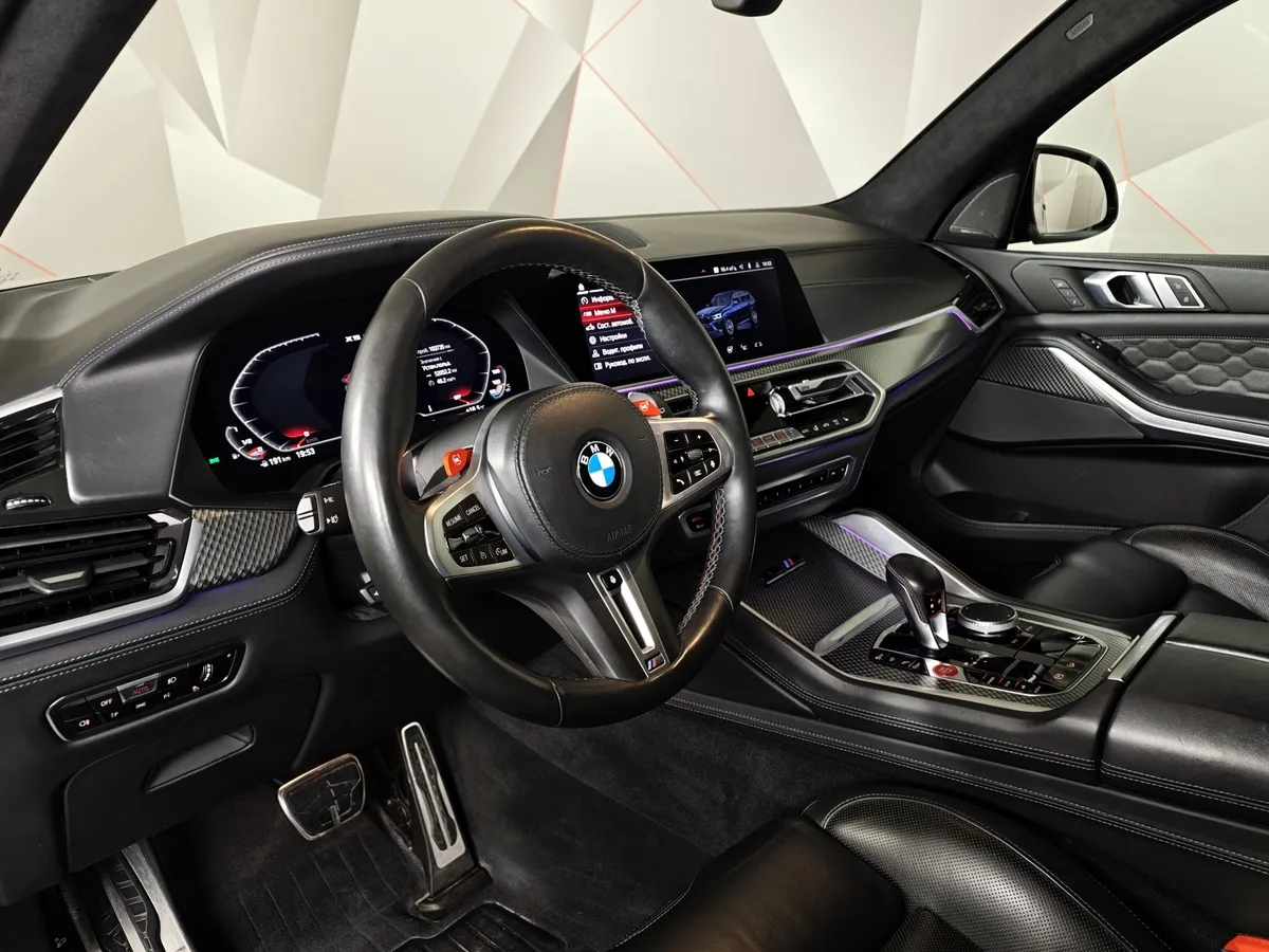 BMW X5 M 4.4 xDrive (625 л.с.) Competition Черный в АВИЛОН. Слайд №12