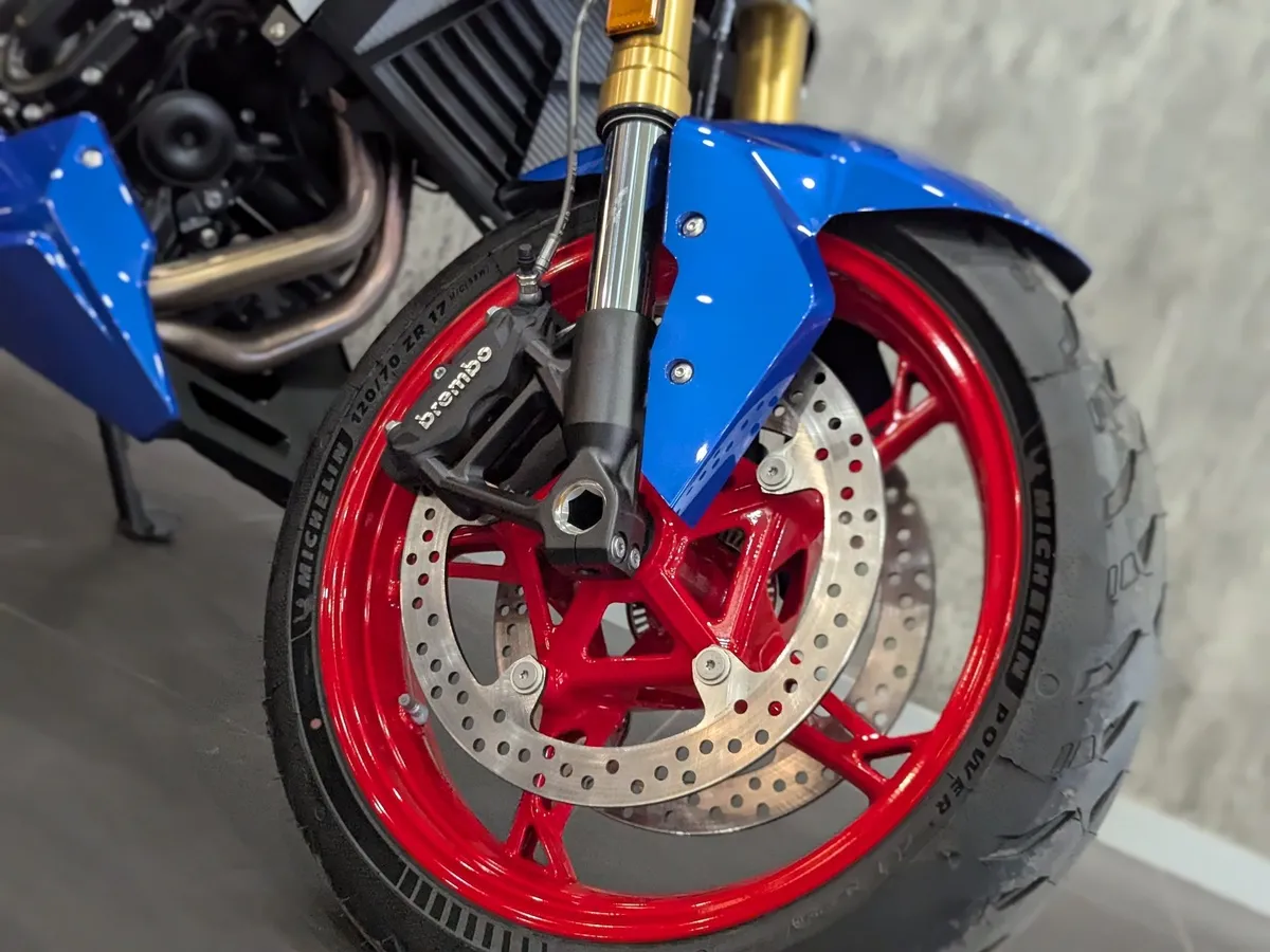 BMW Motorrad F 900 R F 900 R 895 см³ 895 Синий в АВИЛОН. Слайд №3