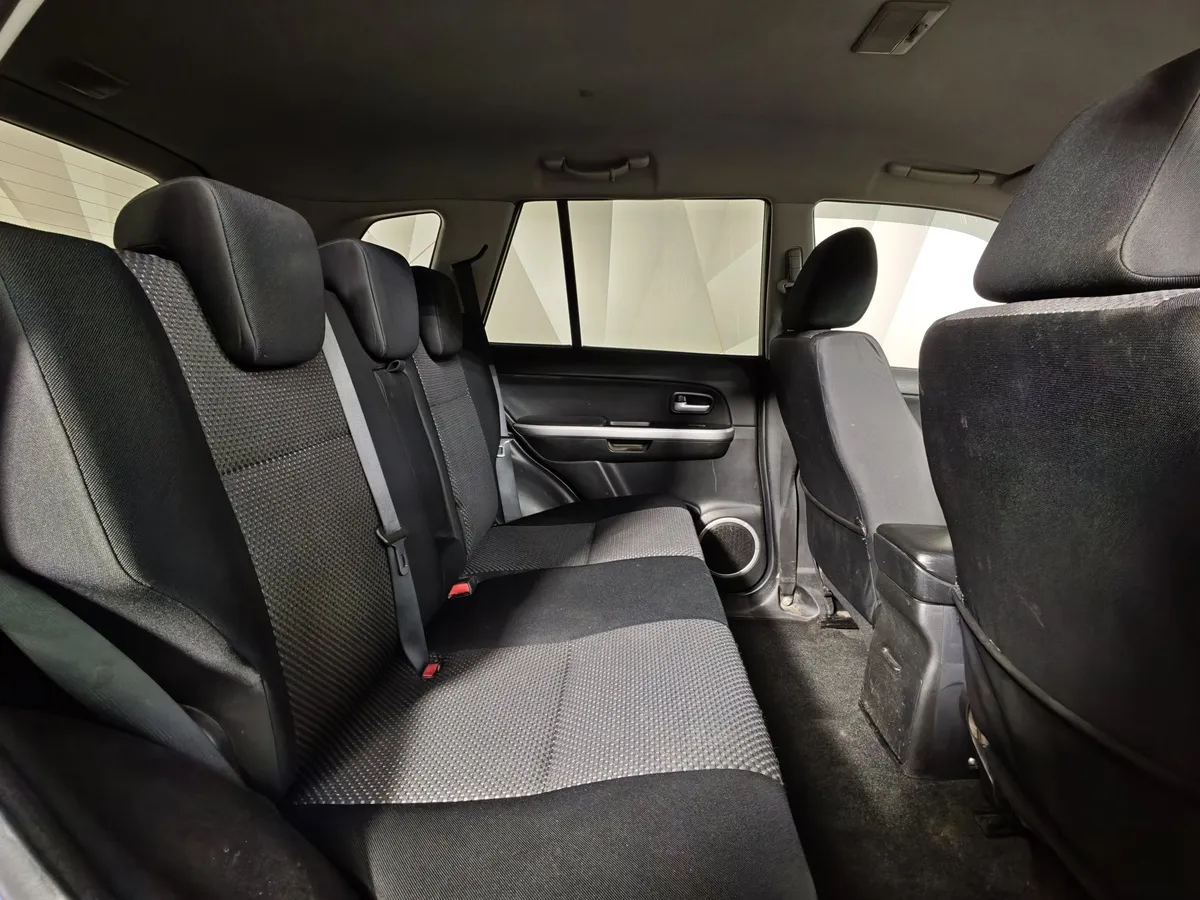 Suzuki Grand Vitara 2.0 MT AWD (140 л.с.) Синий в АВИЛОН. Слайд №14