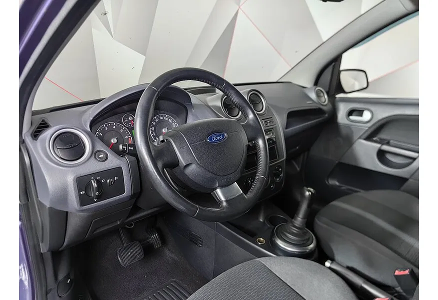 Ford Fiesta 1.4 Durashift EST (79 л.с.) Ghia Фиолетовый в АВИЛОН. Слайд №15
