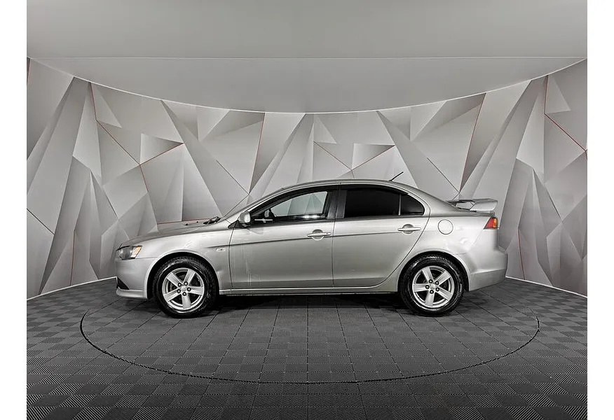 Mitsubishi Lancer 1.6 AT (117 л.с.) Серебристый в АВИЛОН. Слайд №5