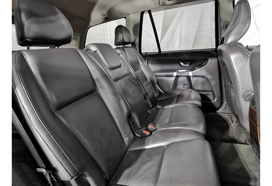 Volvo XC90 2.5 T5 Geartronic AWD (5 мест) (210 л.с.) Черный в АВИЛОН. Слайд №16