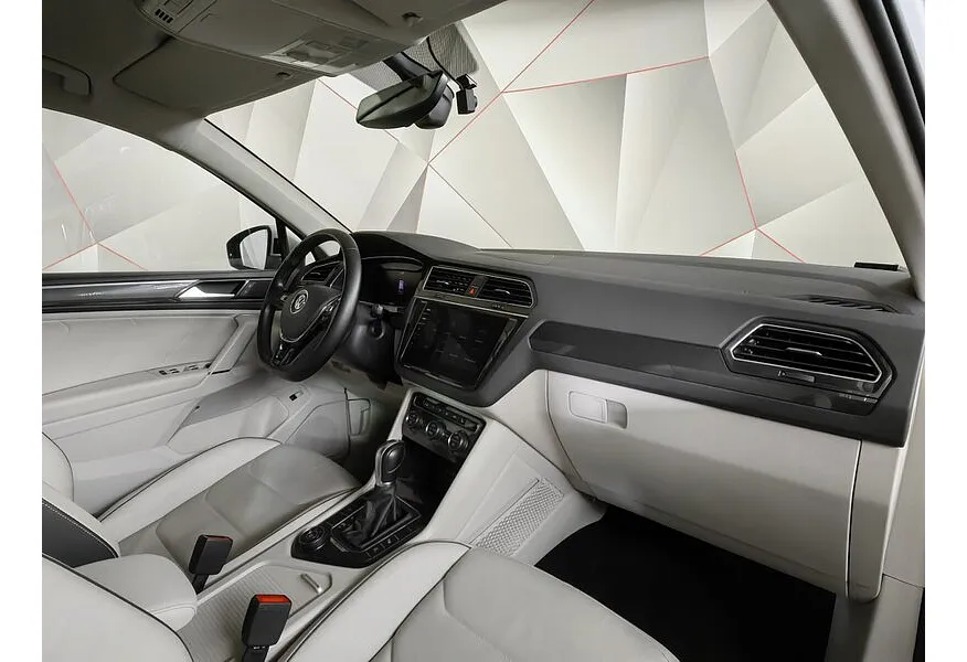 АВИЛОН - Volkswagen Tiguan 2.0 TSI 4Motion DSG (220 л.с.) Sportline Белый - slide 12