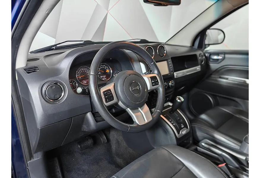 Jeep Compass 2.4 AT AWD (170 л.с.) Limited Синий в АВИЛОН. Слайд №18