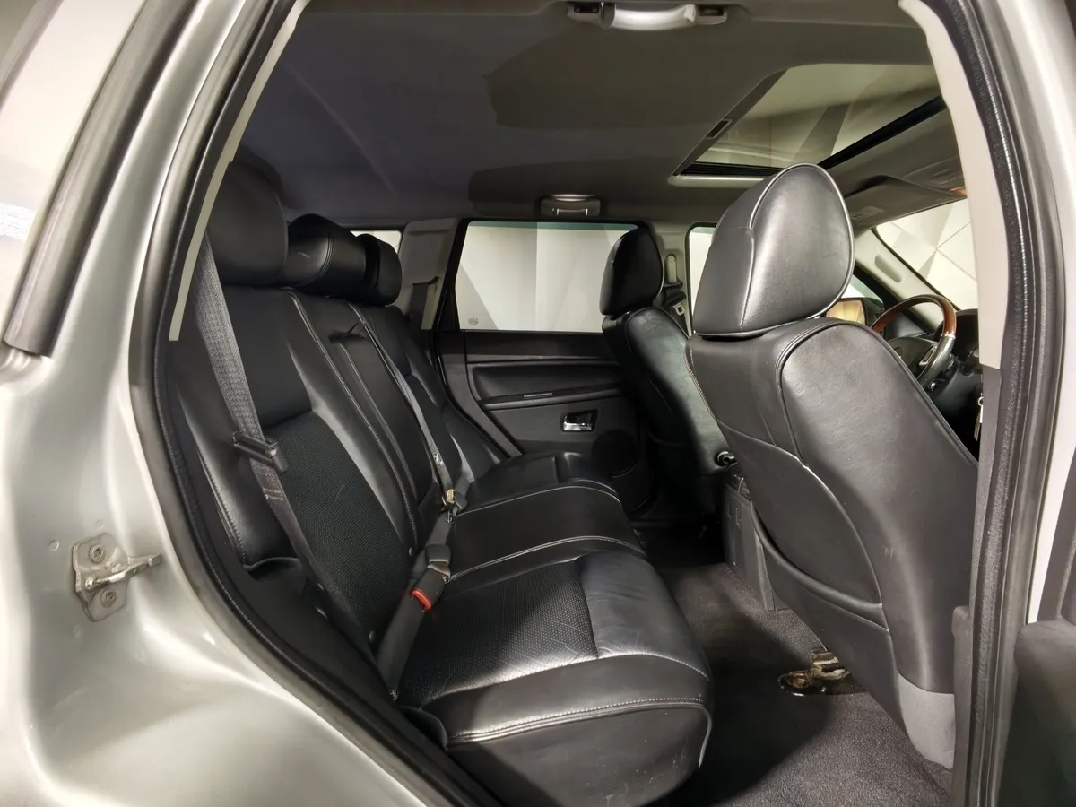 Jeep Grand Cherokee 3.0 CRD AT 4WD (218 л.с.) Серебристый в АВИЛОН. Слайд №16