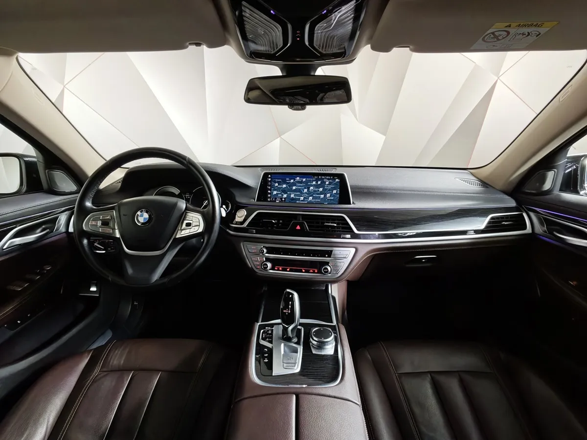 BMW 7 серия 730Ld xDrive Steptronic (249 л.с.) Base Локальная сборка Черный в АВИЛОН. Слайд №11