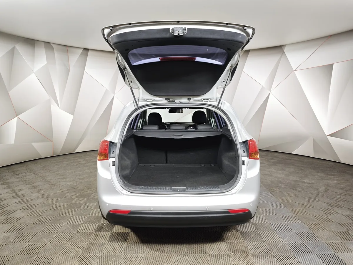 Kia Ceed 1.6 MPI AT (128 л.с.) Comfort Серебристый в АВИЛОН. Слайд №12