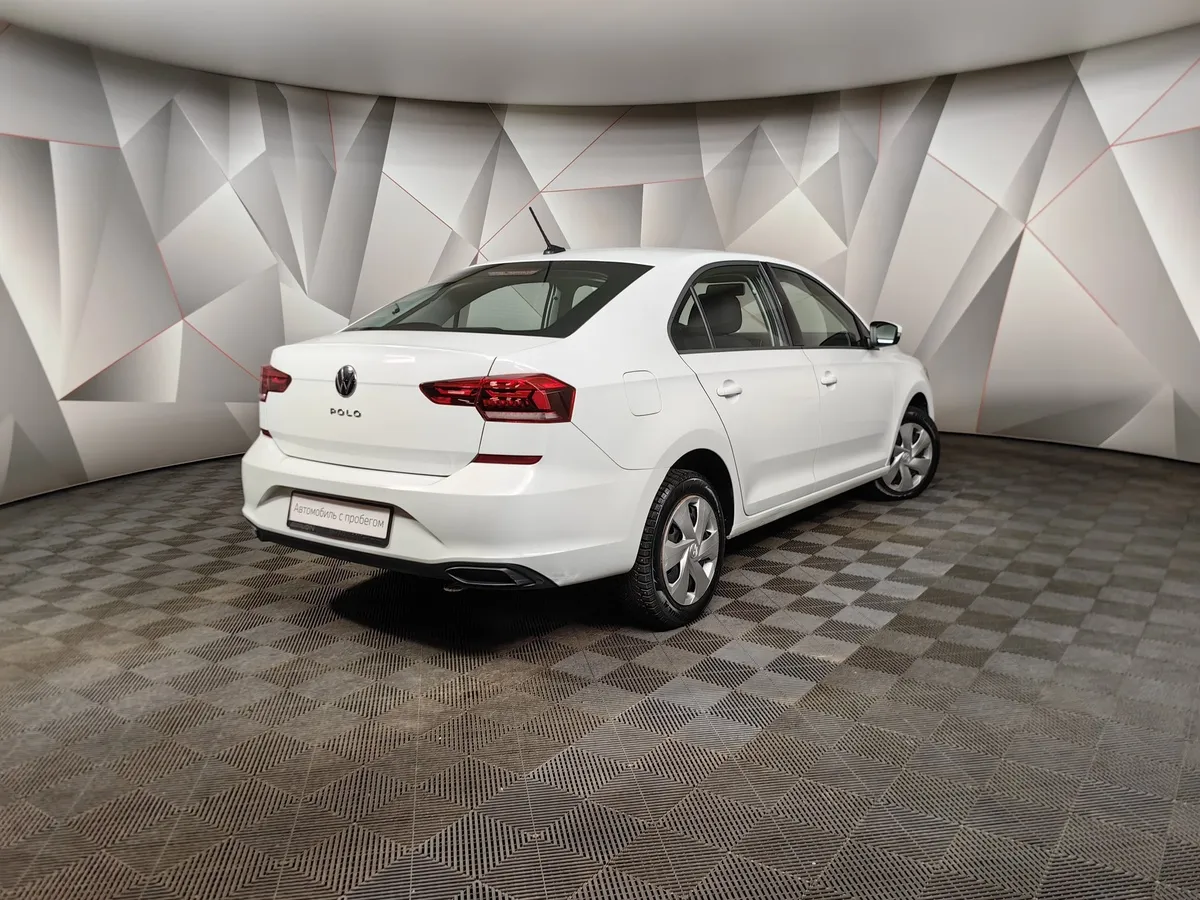 Volkswagen Polo 1.6 MPI MT (110 л.с.) Respect Белый в АВИЛОН. Слайд №2
