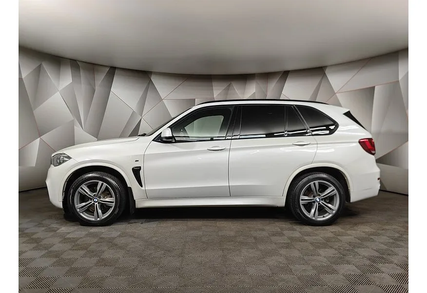 BMW X5 xDrive30d Steptronic (249 л.с.) Белый в АВИЛОН. Слайд №5