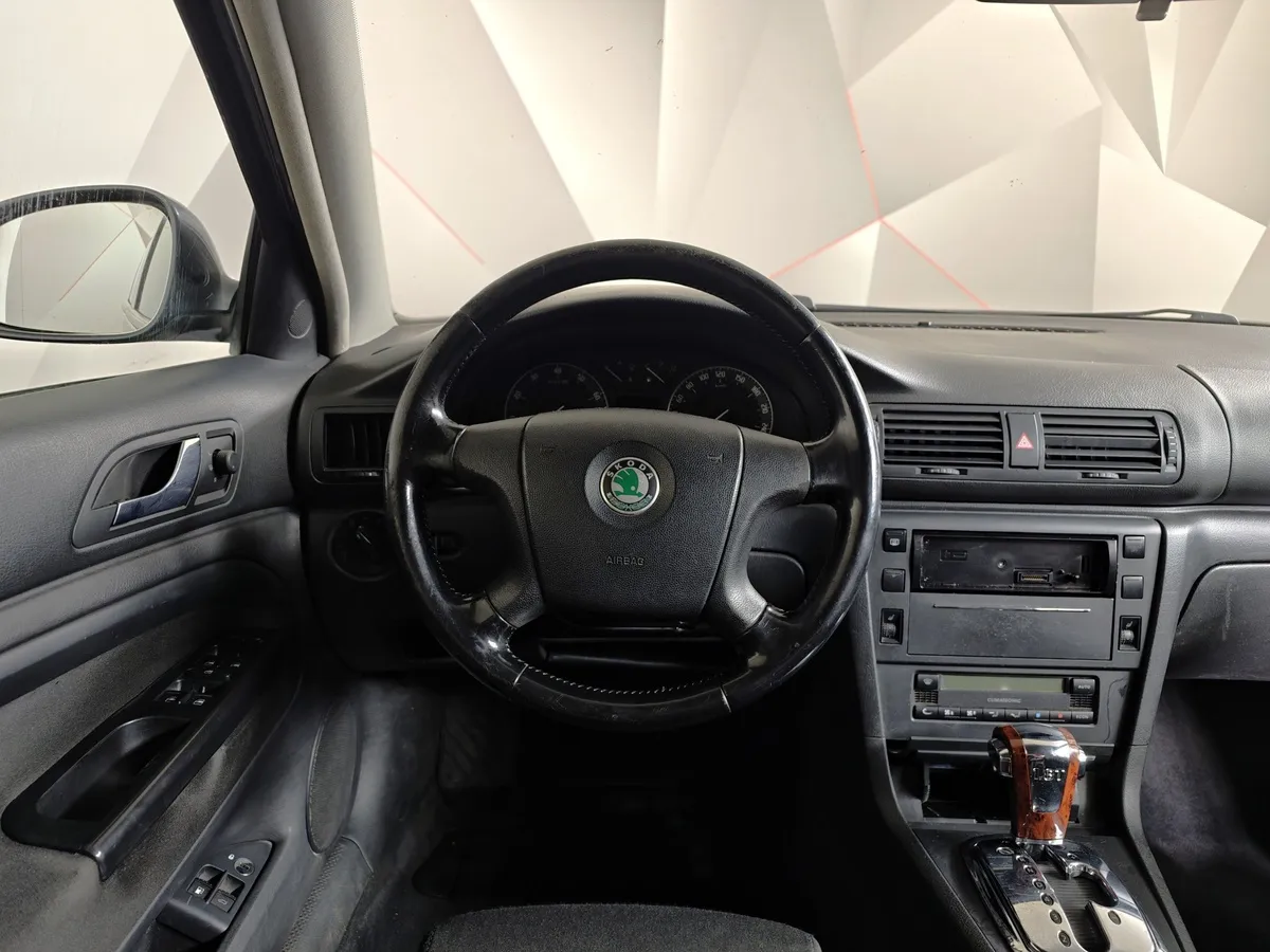 Skoda Superb 1.8T Tiptronic (150 л.с.) Серый в АВИЛОН. Слайд №18