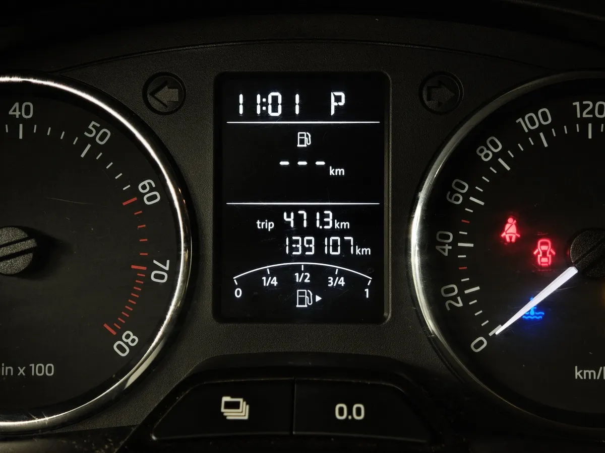 Skoda Rapid 1.4 TSI DSG (122 л.с.) Белый в АВИЛОН. Слайд №17