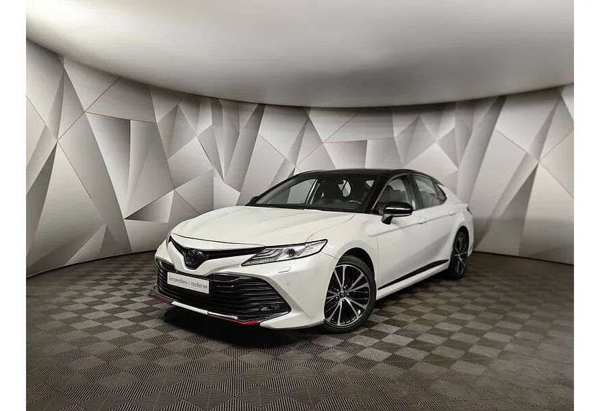 АВИЛОН - Toyota Camry 2.5 AT (181 л.с.) Белый - slide 0