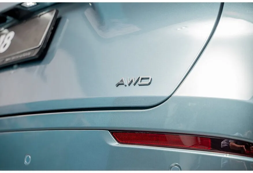 JAECOO J8 2.0 DCT 4WD (249 л.с.) Престиж Серый в АВИЛОН. Слайд №21