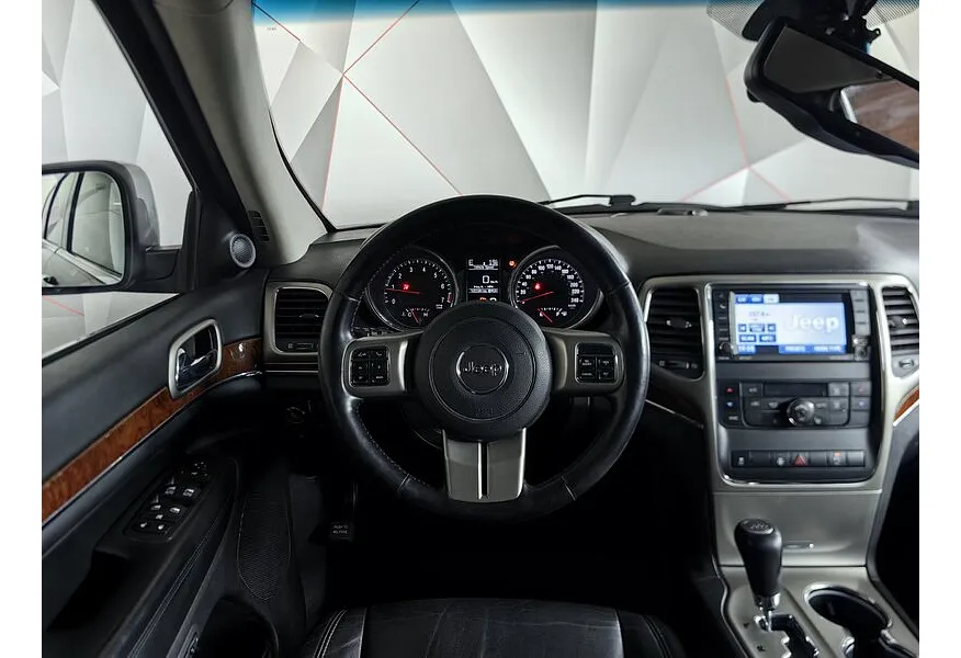 Jeep Grand Cherokee 3.6 AT AWD (286 л.с.) Серый в АВИЛОН. Слайд №20