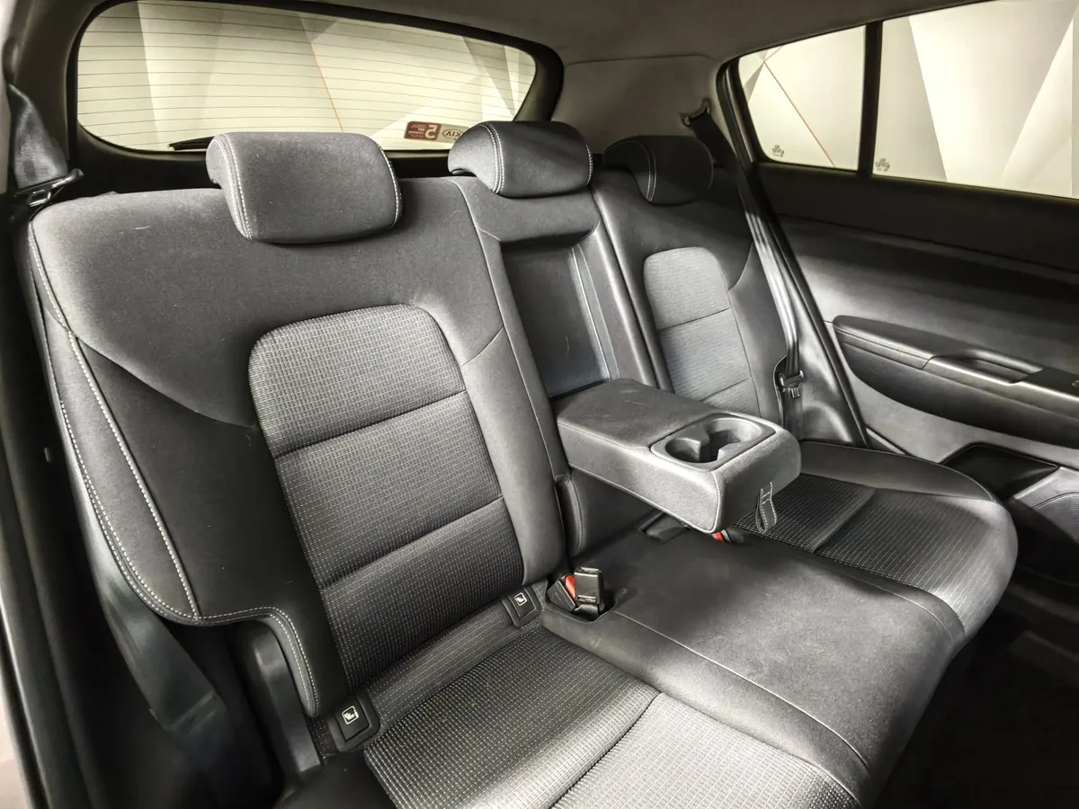 Kia Sportage 2.0 AT 4WD (150 л.с.) Comfort Серый в АВИЛОН. Слайд №17