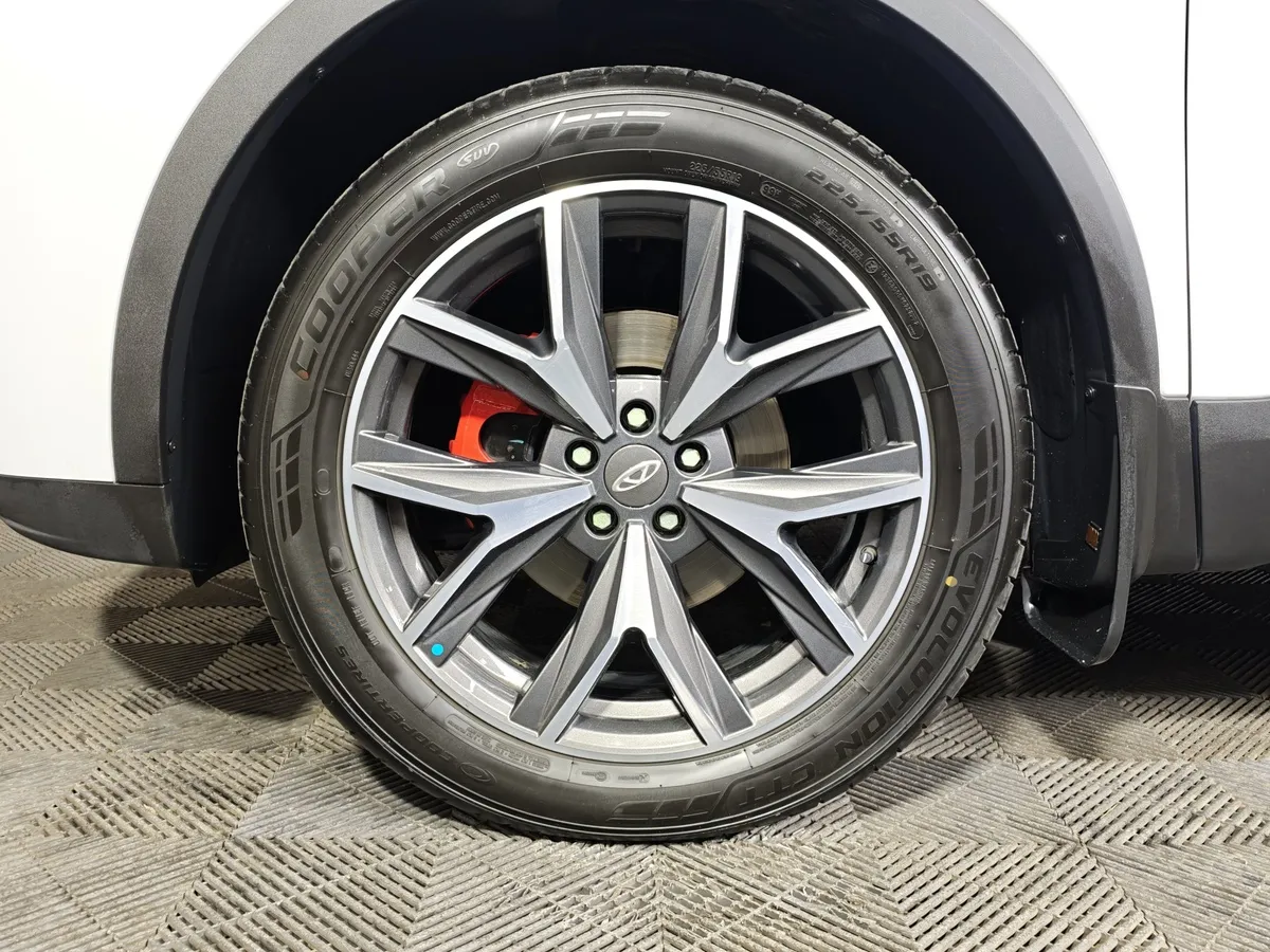 Chery Tiggo 7 Pro Max 1.6 DCT 4WD (150 л.с.) Ultra Белый в АВИЛОН. Слайд №9