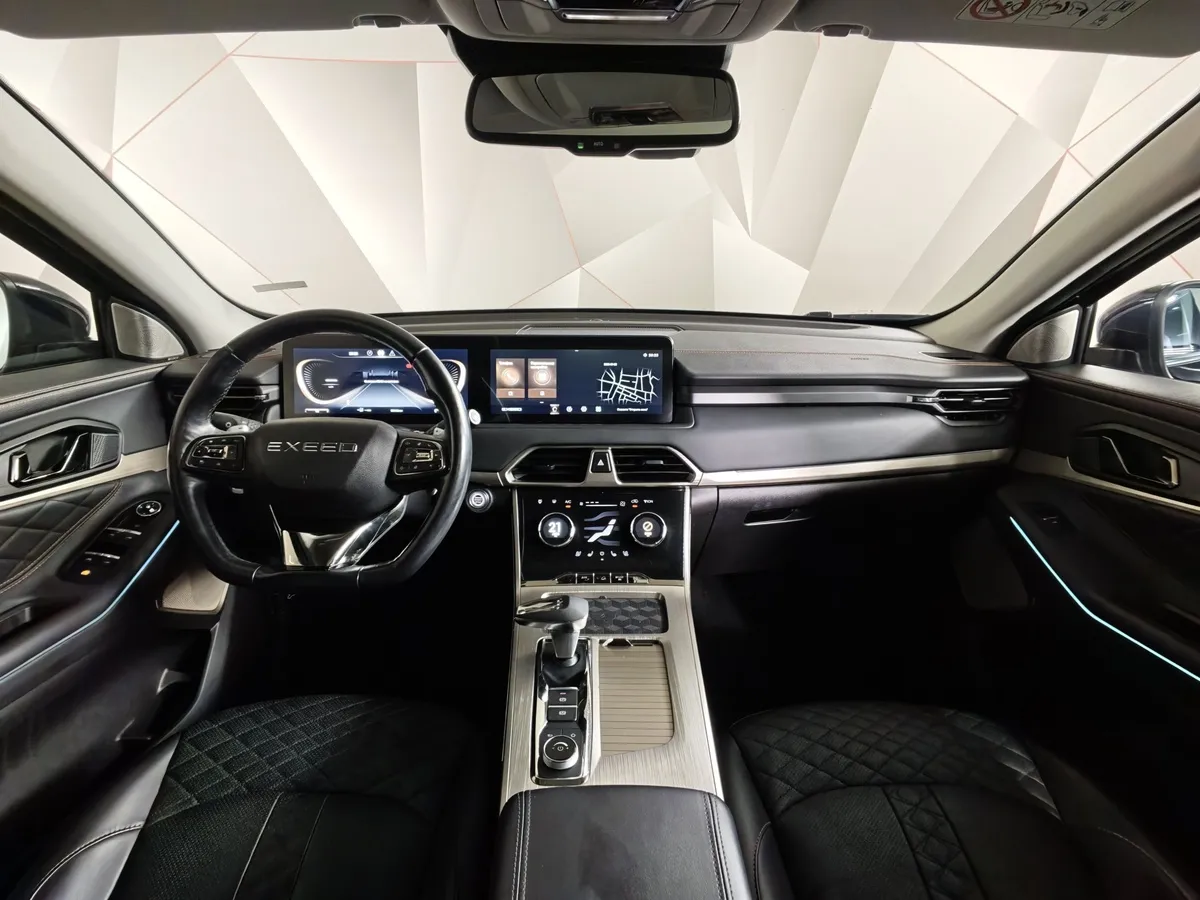 EXEED TXL 2.0 DCT7 AWD (197 л.с.) Sport Edition Фиолетовый в АВИЛОН. Слайд №13