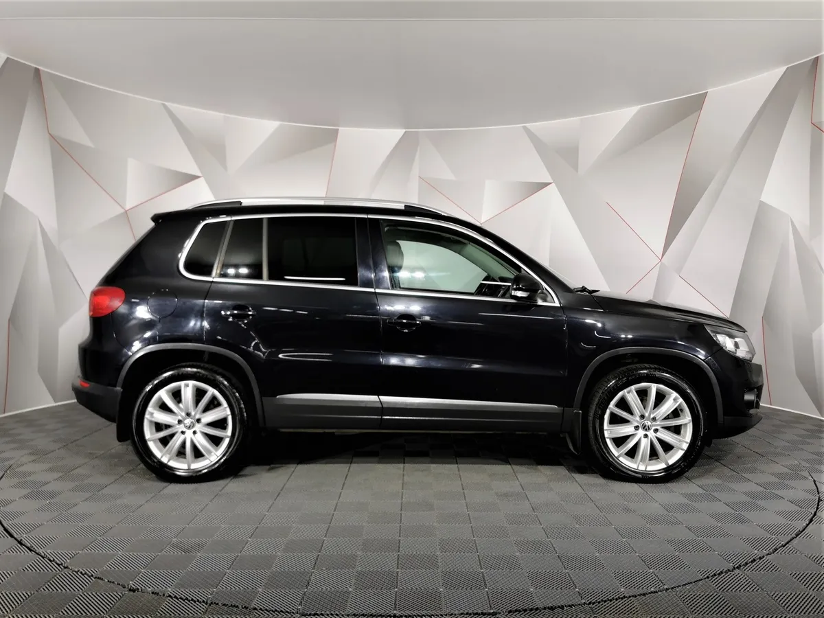 Volkswagen Tiguan 2.0 TSI 4Motion AT (200 л.с.) Sport & Style Черный в АВИЛОН. Слайд №6