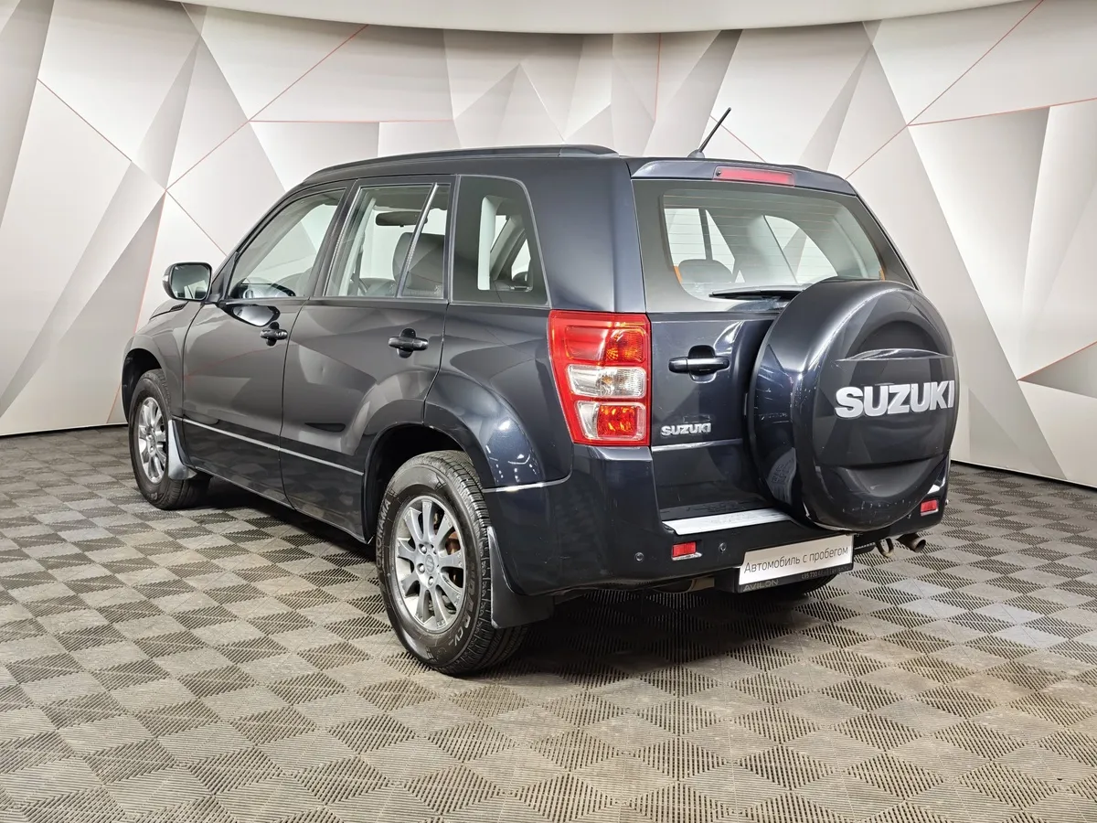 Suzuki Grand Vitara 2.0 AT AWD (140 л.с.) Черный в АВИЛОН. Слайд №4
