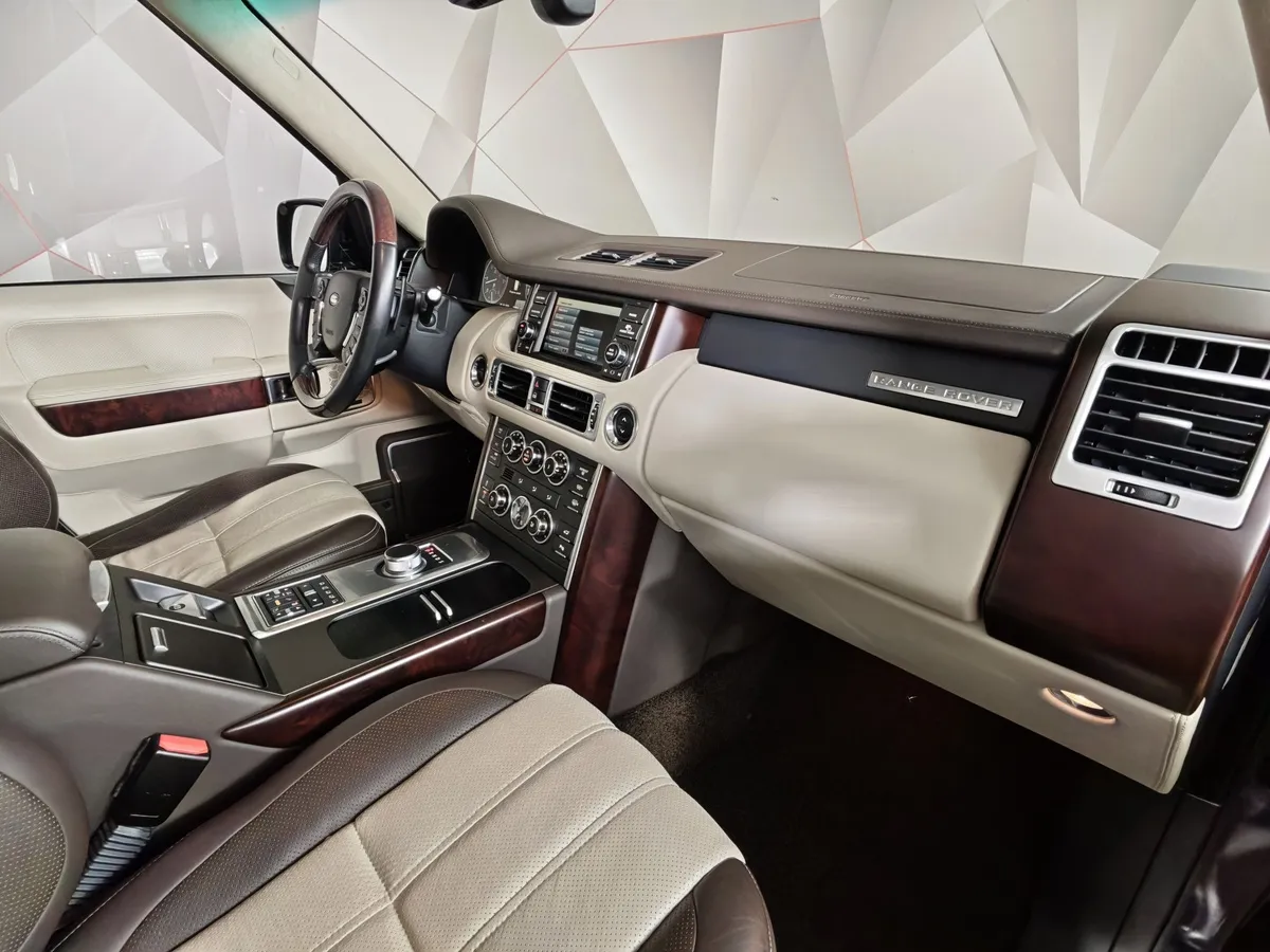 Land Rover Range Rover 4.4 SDV8 AT AWD (339 л.с.) Autobiography Коричневый в АВИЛОН. Слайд №13