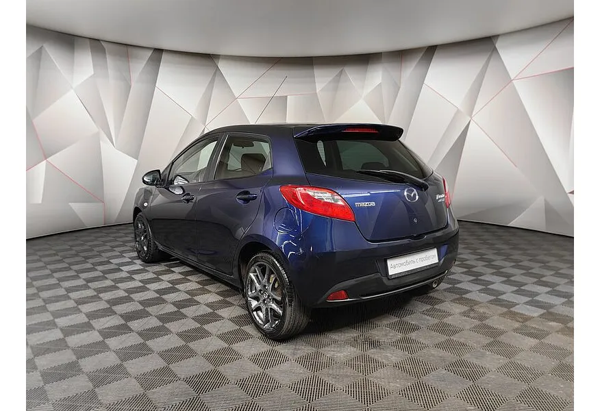 Mazda 2 1.5 AT (103 л.с.) Синий в АВИЛОН. Слайд №4