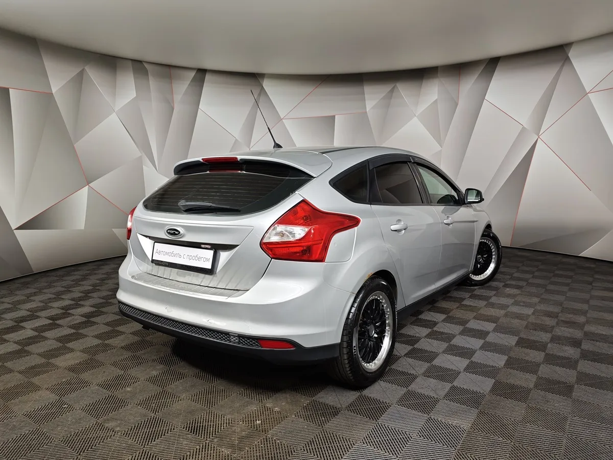 Ford Focus 1.6 MT (105 л.с.) Trend Серебристый в АВИЛОН. Слайд №2