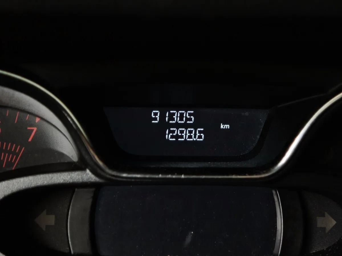 Renault Kaptur 1.6 MT (114 л.с.) Life Серый в АВИЛОН. Слайд №18