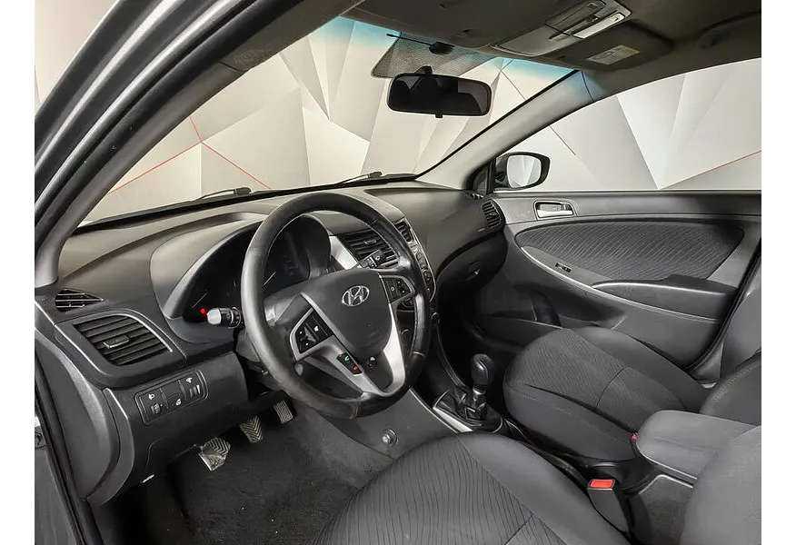 Hyundai Solaris 1.6 MT (123 л.с.) Comfort Серый в АВИЛОН. Слайд №18