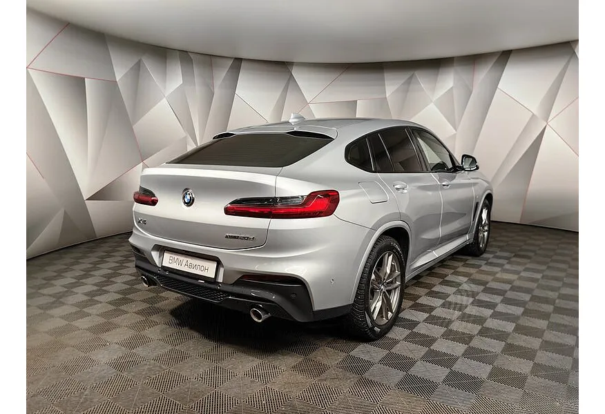 LIVE. Слайд №6