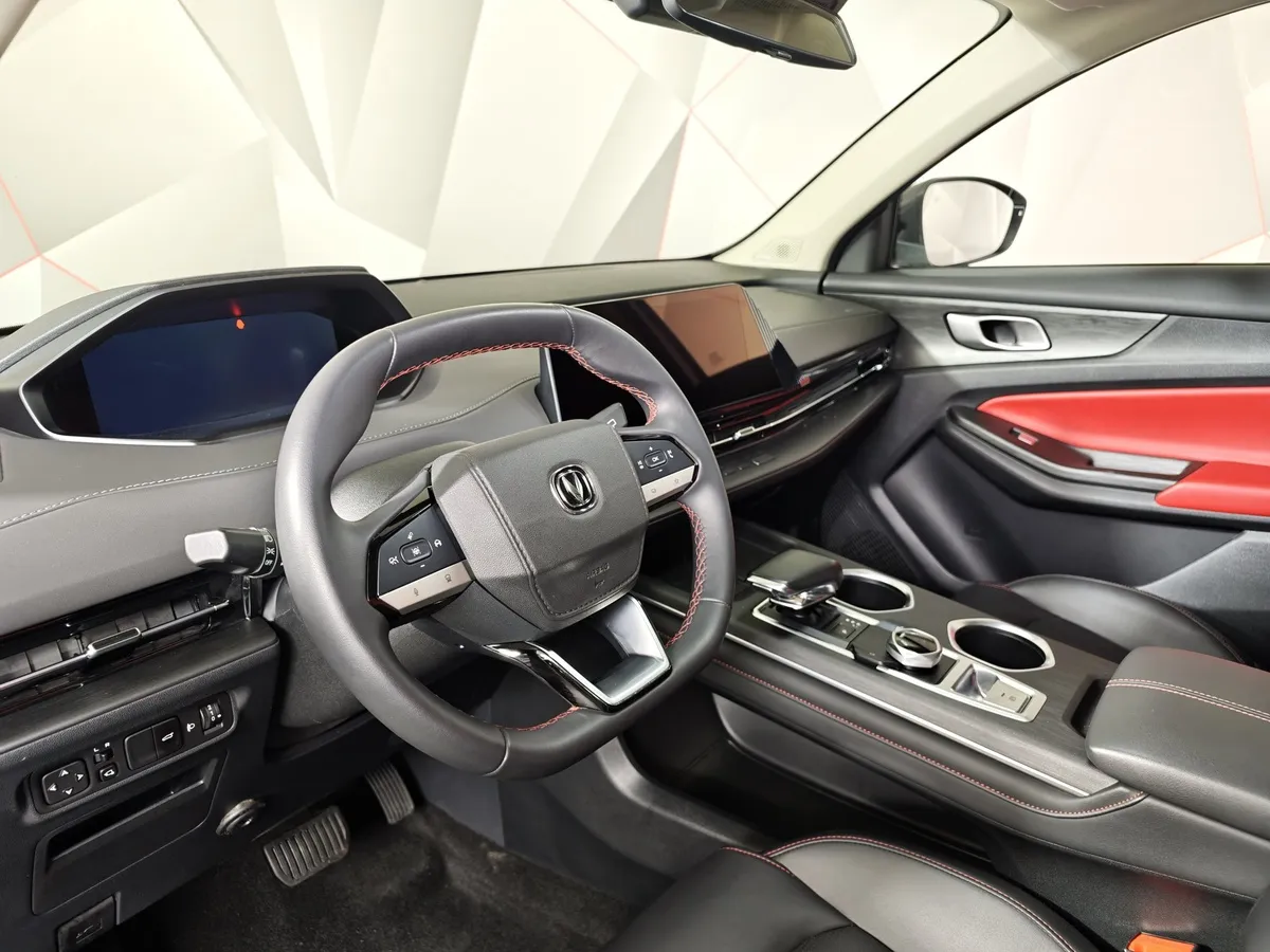 Changan UNI-S 1.5T 7DCT 2WD (181 л.с.) Tech Белый в АВИЛОН. Слайд №19